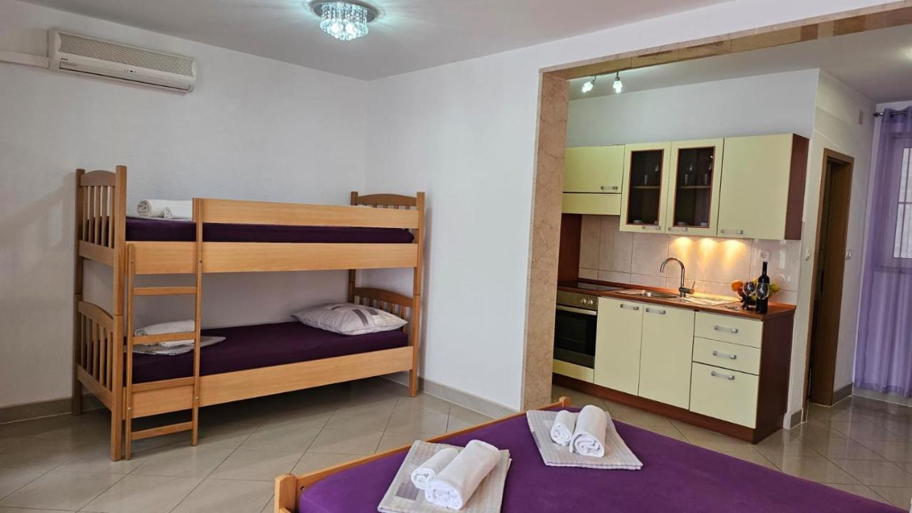 Apartmani Barnjak Trogir Zewnętrze zdjęcie