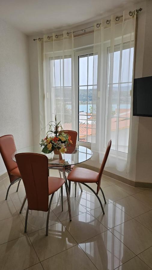 Apartmani Barnjak Trogir Zewnętrze zdjęcie