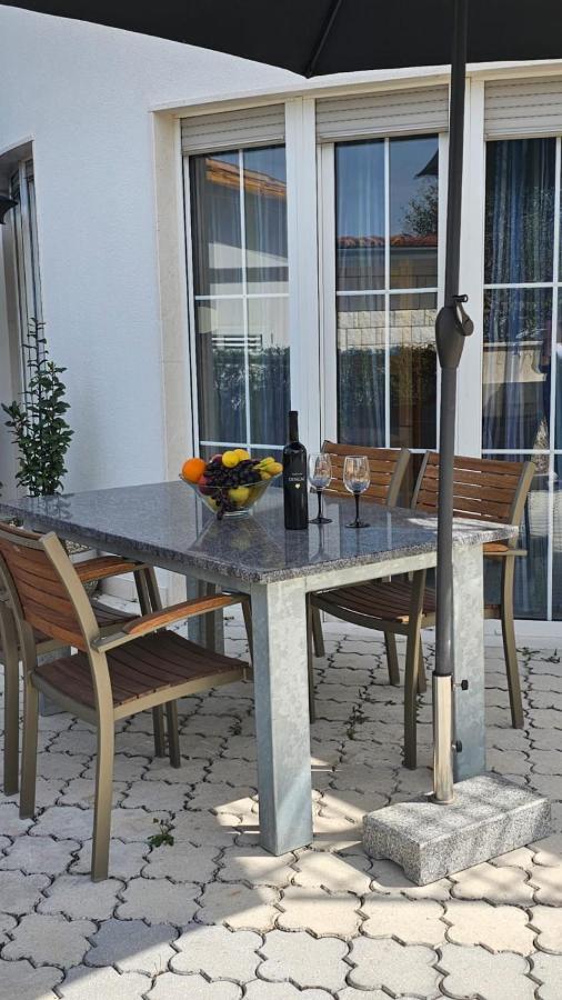 Apartmani Barnjak Trogir Zewnętrze zdjęcie